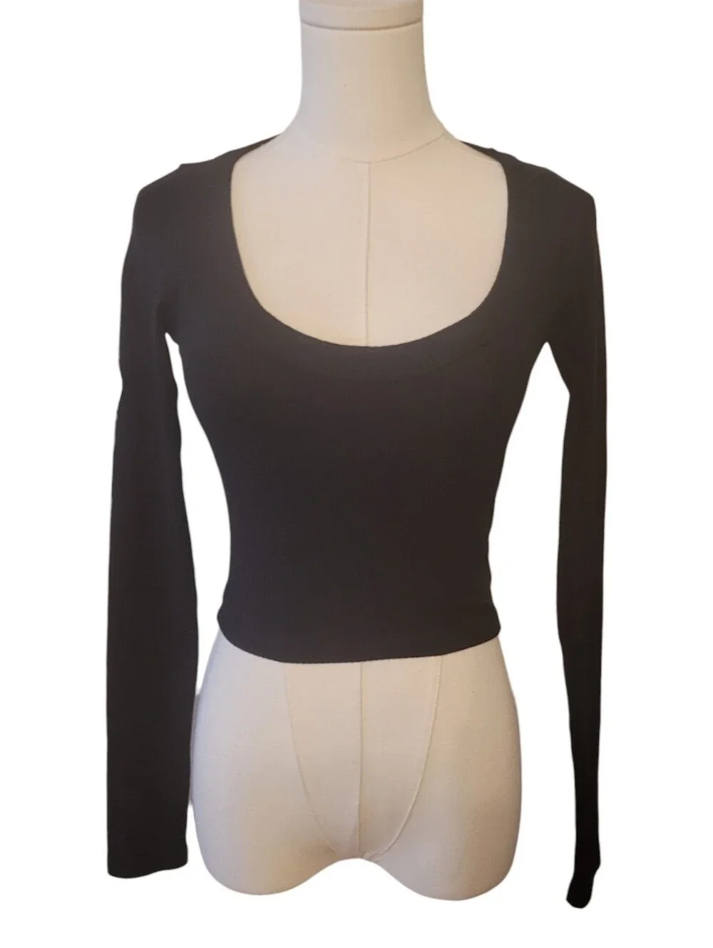 Reformation Black Ribbed Scoopneck Crop Top Size XS